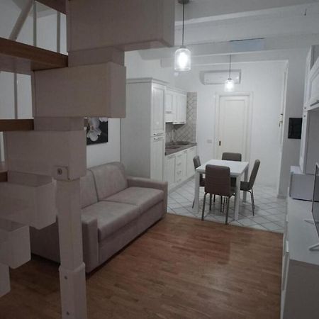 L'Orchidea Bianca Lägenhet Cagliari Exteriör bild