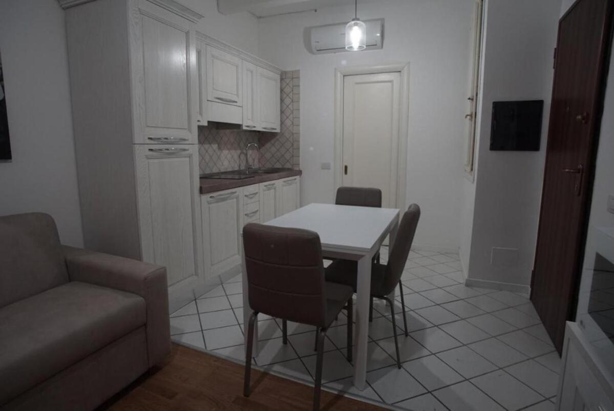 L'Orchidea Bianca Lägenhet Cagliari Exteriör bild