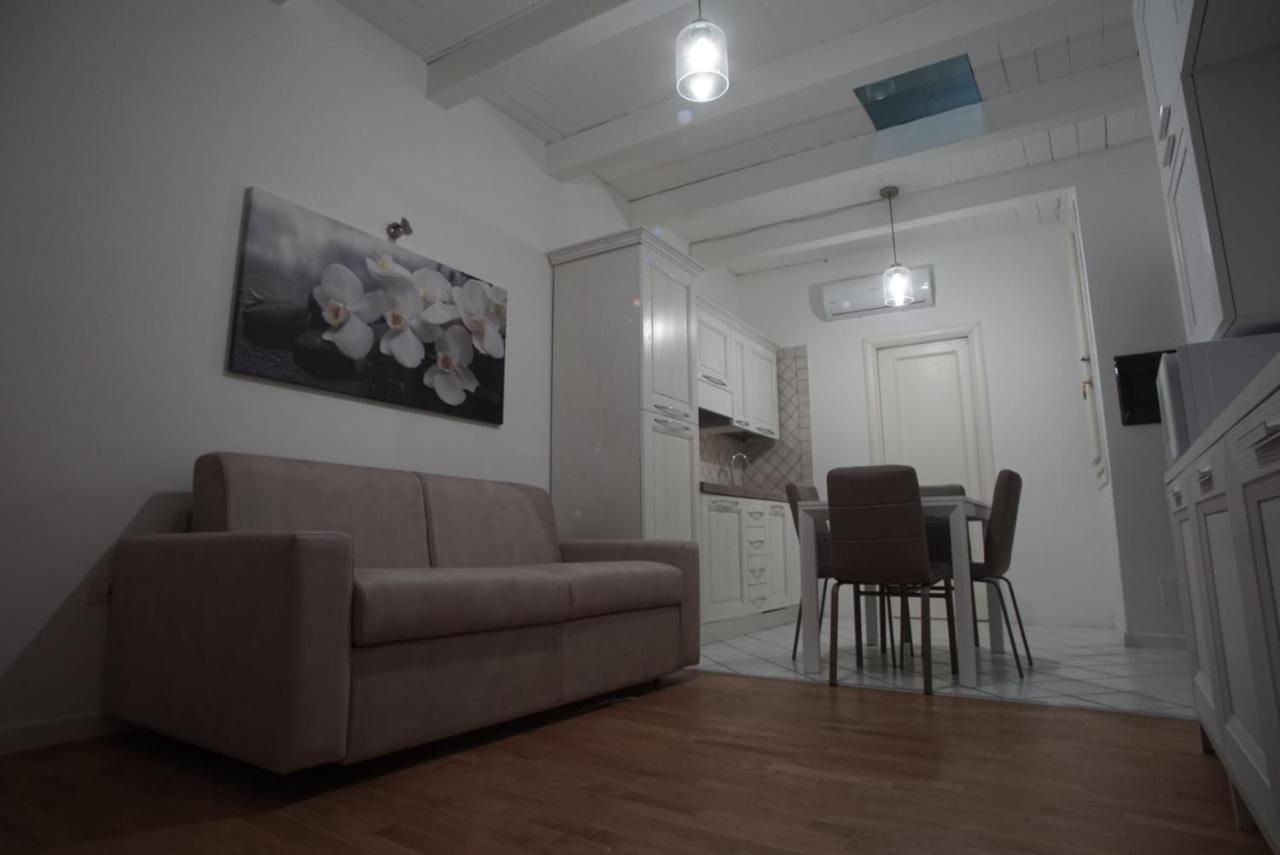 L'Orchidea Bianca Lägenhet Cagliari Exteriör bild